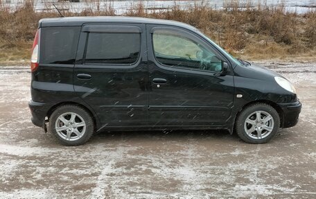 Toyota FunCargo, 2003 год, 630 000 рублей, 17 фотография