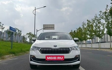 Skoda Rapid II, 2021 год, 1 253 000 рублей, 2 фотография