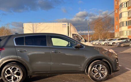 KIA Sportage IV рестайлинг, 2020 год, 2 430 000 рублей, 3 фотография