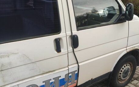 Volkswagen Transporter T4, 1997 год, 690 000 рублей, 3 фотография