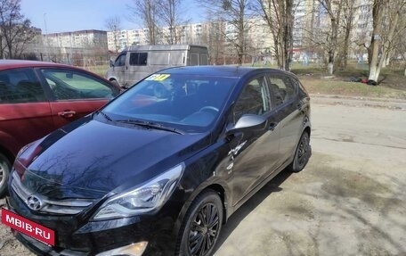 Hyundai Solaris II рестайлинг, 2015 год, 1 300 000 рублей, 8 фотография