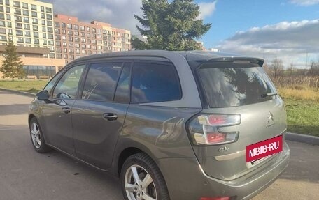 Citroen C4 Picasso II рестайлинг, 2014 год, 2 000 000 рублей, 3 фотография