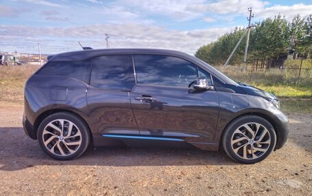 BMW i3 I01 рестайлинг, 2015 год, 2 050 000 рублей, 31 фотография