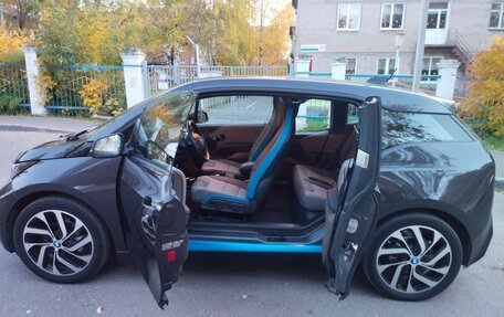 BMW i3 I01 рестайлинг, 2015 год, 2 050 000 рублей, 35 фотография