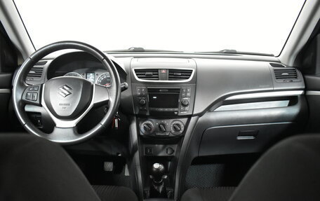 Suzuki Swift IV, 2012 год, 799 000 рублей, 7 фотография