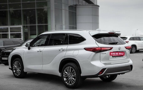 Toyota Highlander, 2024 год, 7 790 000 рублей, 4 фотография