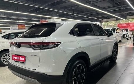 Honda Vezel, 2023 год, 2 530 000 рублей, 6 фотография