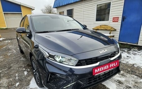 KIA Cerato IV, 2021 год, 2 350 000 рублей, 2 фотография