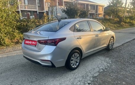 Hyundai Solaris II рестайлинг, 2018 год, 1 455 000 рублей, 5 фотография