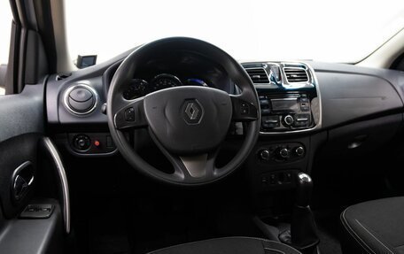 Renault Logan II, 2016 год, 928 000 рублей, 15 фотография