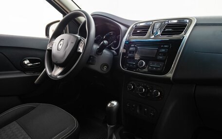 Renault Logan II, 2016 год, 928 000 рублей, 35 фотография