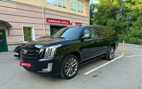 Cadillac Escalade IV, 2019 год, 7 100 000 рублей, 1 фотография