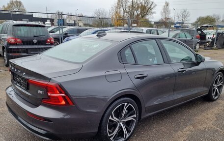 Volvo S60 III, 2023 год, 5 200 000 рублей, 3 фотография