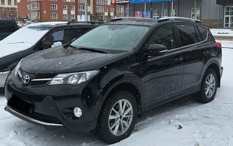 Toyota RAV4, 2014 год, 3 000 000 рублей, 2 фотография