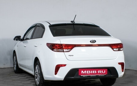 KIA Rio IV, 2018 год, 1 430 000 рублей, 6 фотография