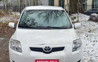 Toyota Auris II, 2009 год, 750 000 рублей, 1 фотография