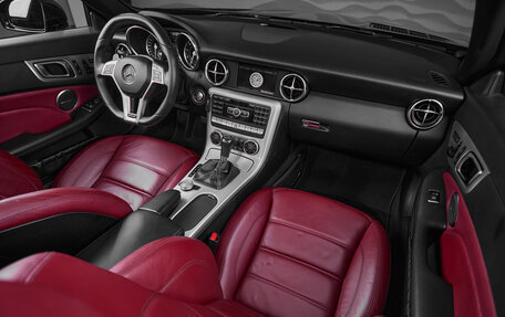 Mercedes-Benz SLK-Класс AMG, 2012 год, 4 200 000 рублей, 18 фотография