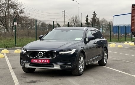 Volvo V90 Cross Country I рестайлинг, 2017 год, 3 100 000 рублей, 1 фотография