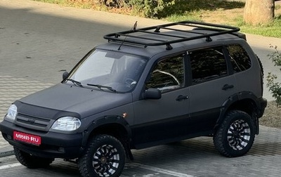 Chevrolet Niva I рестайлинг, 2004 год, 500 000 рублей, 1 фотография