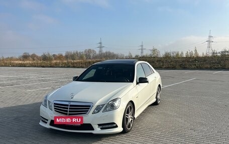 Mercedes-Benz E-Класс, 2012 год, 2 450 000 рублей, 2 фотография