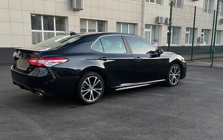 Toyota Camry, 2019 год, 2 700 000 рублей, 4 фотография