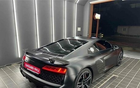 Audi R8, 2021 год, 15 000 000 рублей, 3 фотография