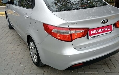 KIA Rio III рестайлинг, 2012 год, 920 000 рублей, 6 фотография