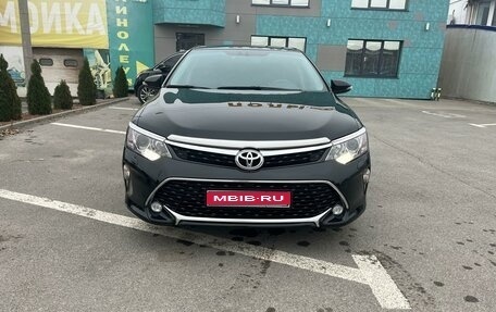 Toyota Camry, 2017 год, 2 490 000 рублей, 1 фотография