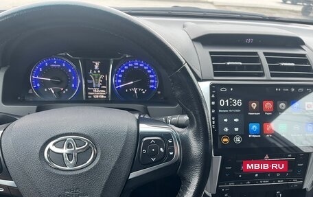 Toyota Camry, 2017 год, 2 490 000 рублей, 8 фотография