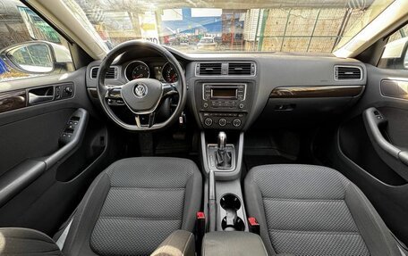 Volkswagen Jetta VI, 2015 год, 1 347 000 рублей, 17 фотография