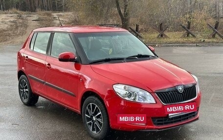 Skoda Fabia II, 2013 год, 640 000 рублей, 2 фотография