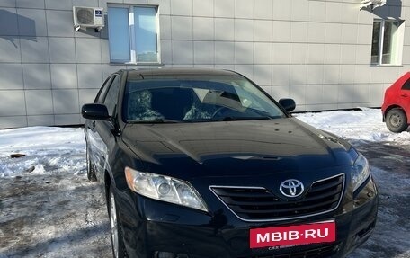 Toyota Camry, 2007 год, 1 350 000 рублей, 2 фотография