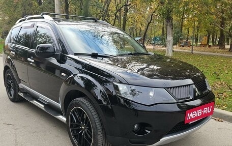 Mitsubishi Outlander III рестайлинг 3, 2008 год, 1 380 000 рублей, 8 фотография