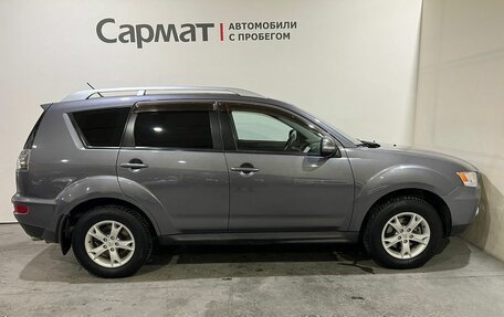 Mitsubishi Outlander III рестайлинг 3, 2010 год, 1 100 000 рублей, 8 фотография