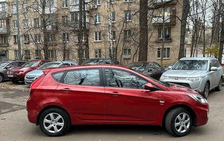 Hyundai Solaris II рестайлинг, 2012 год, 740 000 рублей, 9 фотография