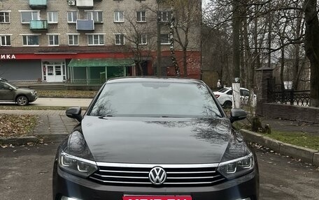 Volkswagen Passat B8 рестайлинг, 2015 год, 1 550 000 рублей, 1 фотография