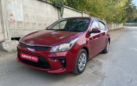 KIA Rio IV, 2018 год, 1 300 000 рублей, 1 фотография