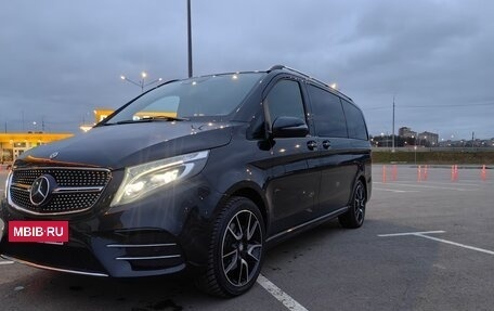 Mercedes-Benz V-Класс, 2019 год, 6 100 000 рублей, 2 фотография