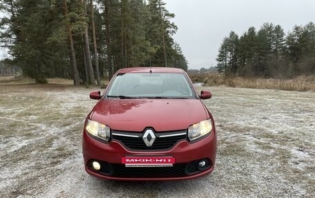 Renault Sandero II рестайлинг, 2015 год, 775 000 рублей, 2 фотография