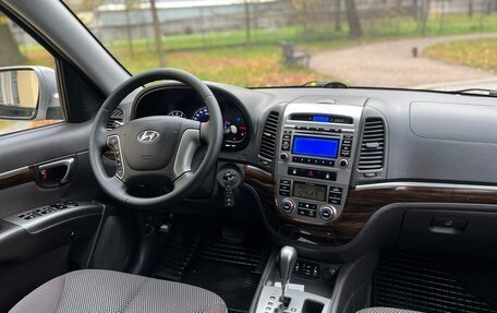 Hyundai Santa Fe III рестайлинг, 2010 год, 1 289 000 рублей, 11 фотография