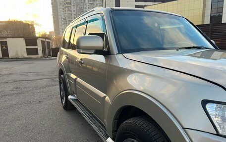 Mitsubishi Pajero IV, 2006 год, 1 600 000 рублей, 10 фотография