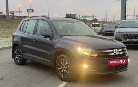 Volkswagen Tiguan I, 2013 год, 1 157 000 рублей, 2 фотография