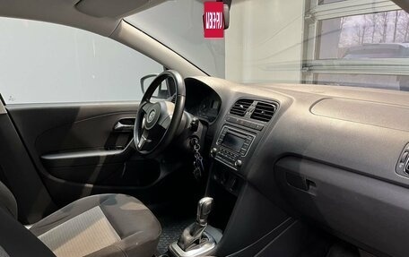 Volkswagen Polo VI (EU Market), 2012 год, 939 000 рублей, 21 фотография