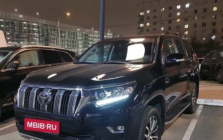 Toyota Land Cruiser Prado 150 рестайлинг 2, 2021 год, 7 980 000 рублей, 1 фотография