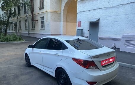 Hyundai Solaris II рестайлинг, 2013 год, 645 000 рублей, 8 фотография