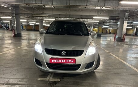 Suzuki Swift IV, 2011 год, 800 000 рублей, 1 фотография