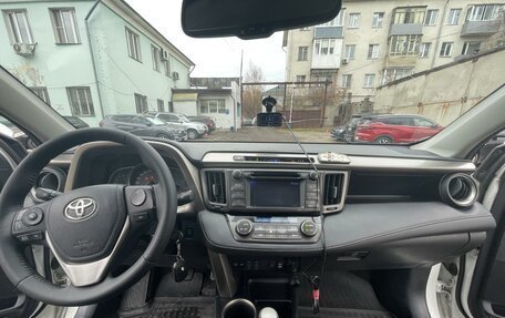 Toyota RAV4, 2013 год, 2 200 000 рублей, 7 фотография