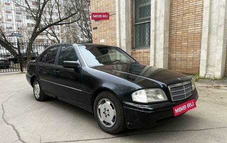 Mercedes-Benz C-Класс, 1995 год, 147 000 рублей, 2 фотография