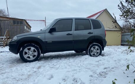 Chevrolet Niva I рестайлинг, 2015 год, 530 000 рублей, 13 фотография