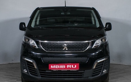 Peugeot Traveller I, 2018 год, 3 290 000 рублей, 2 фотография